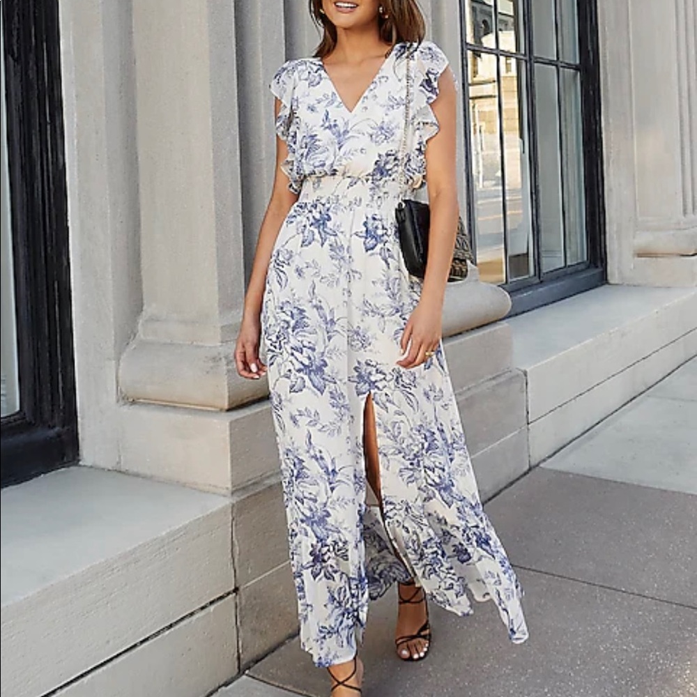 Printed ruffle vneck maxi